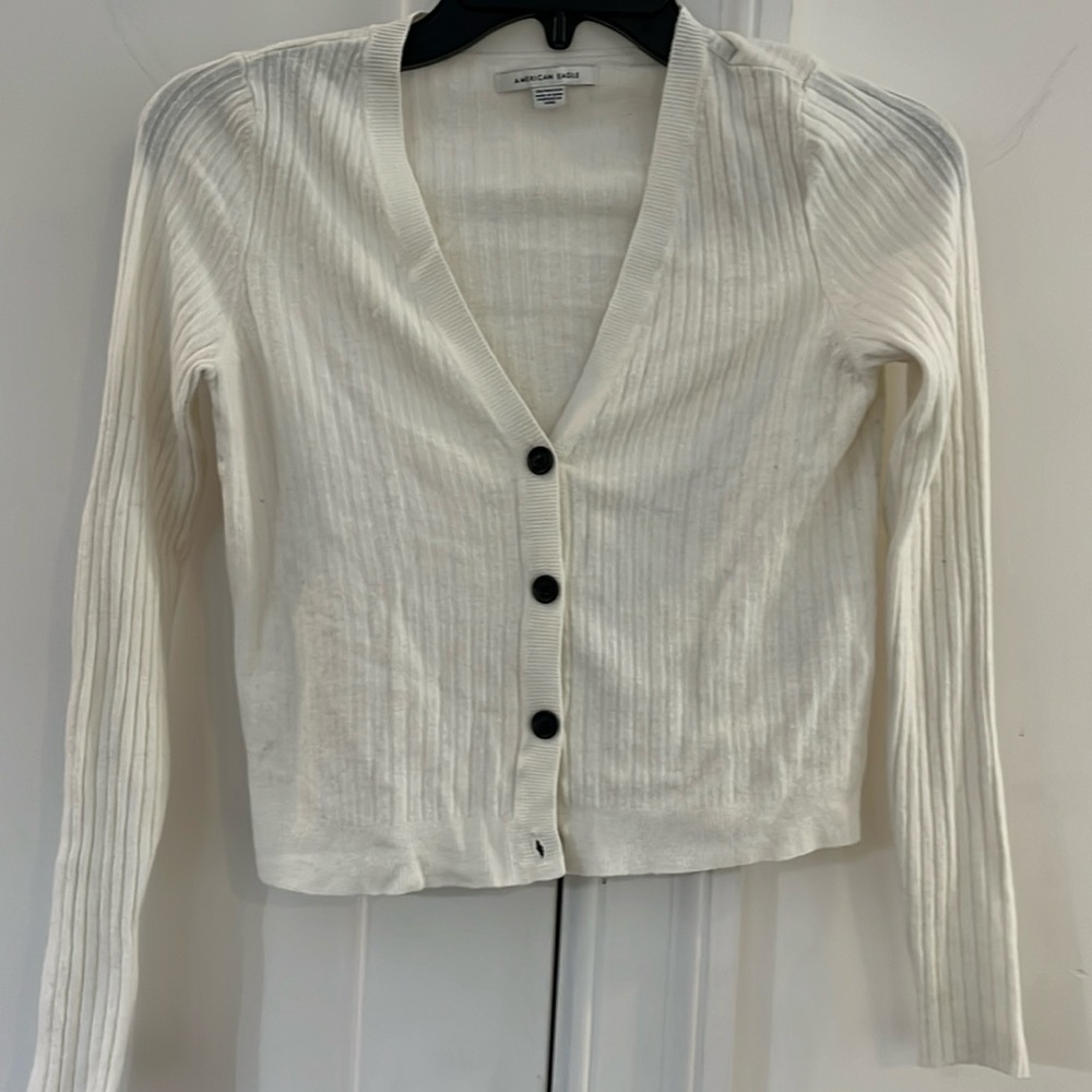 American Eagle Outfitters White Ribbed V-Neck Cardigan with Black Buttons